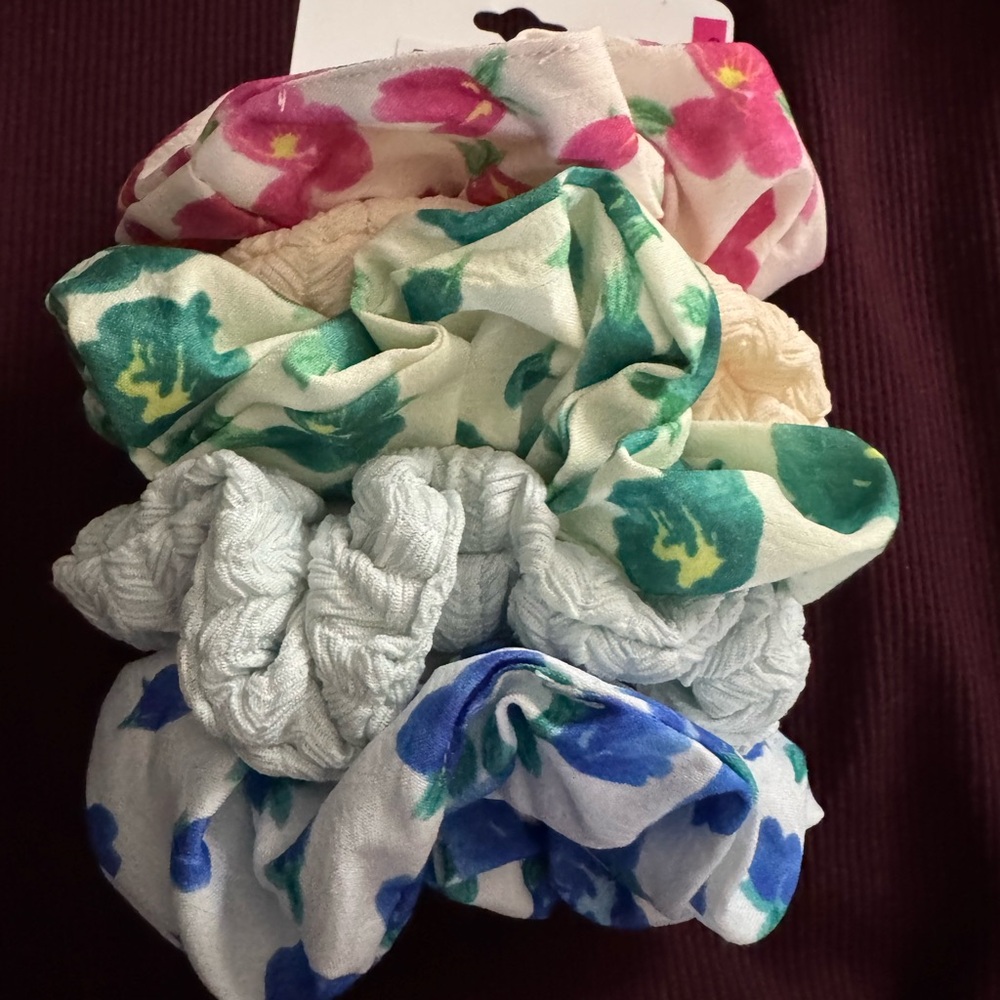 Floral Scrunchie Set